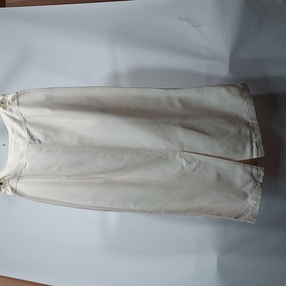 Elegant Cream Maxi Skirt - Picture 2 of 2